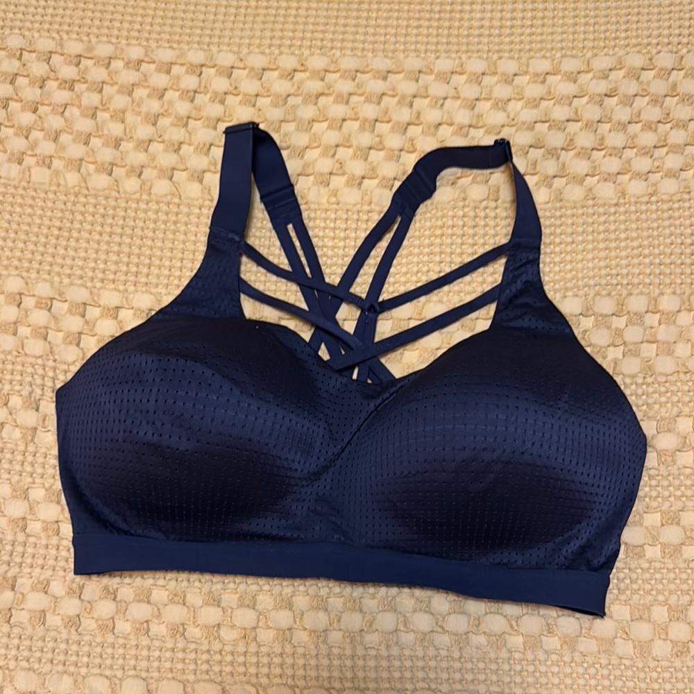 Strappy Black Victoria’s Secret-Sports bra rarely worn 36DD